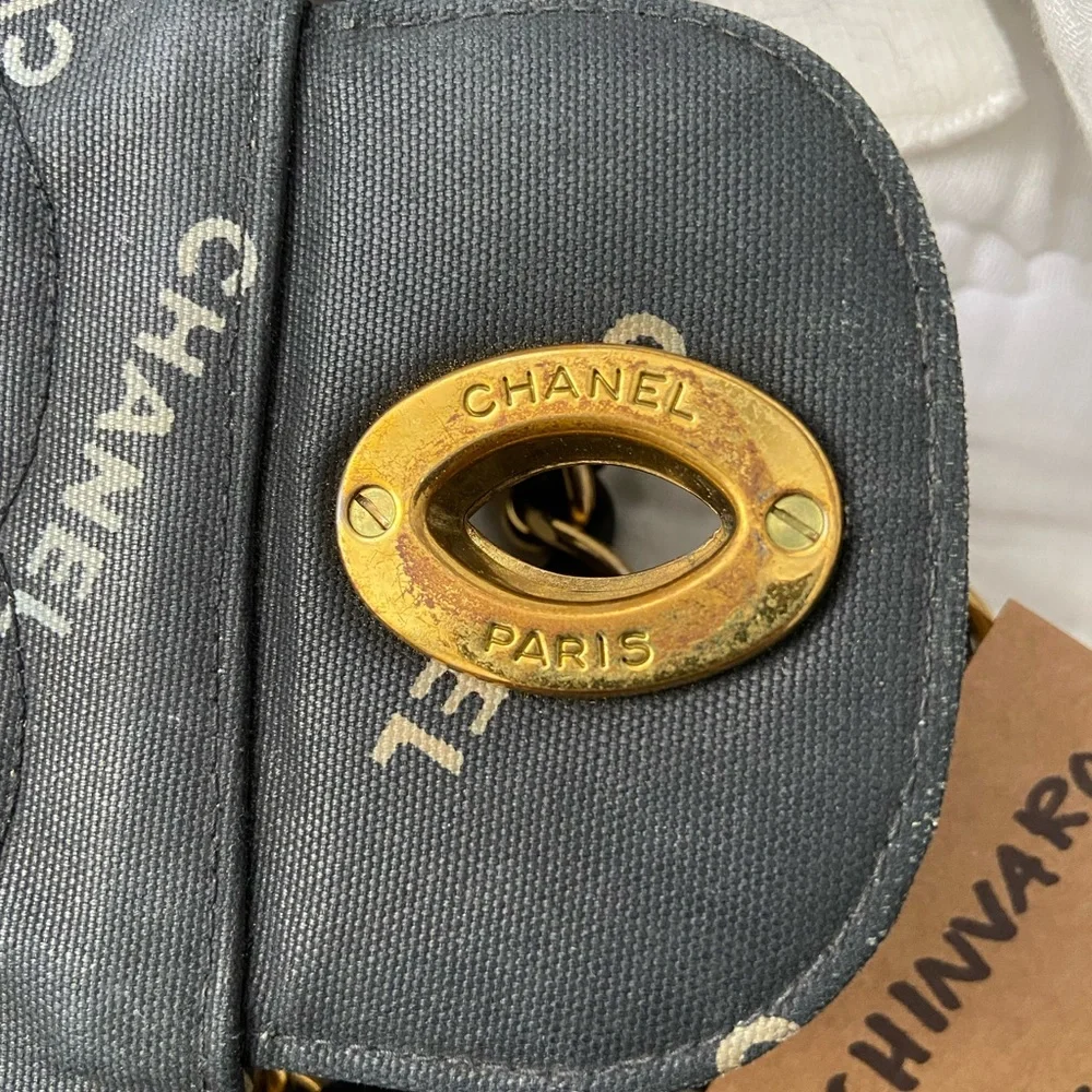 Chanel Vintage Rare 1990s Quilted Logo Letters Maxi Jumbo Classic Flap - Picture 6 of 17